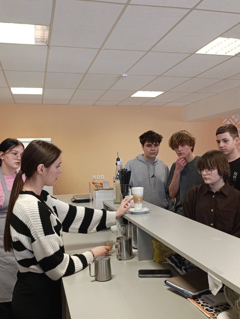 Встреча с учащимися выпускных классов шести школ города в рамках проекта «ПРОФориентир»